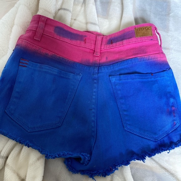 3/$30 URBAN OUTFITTERS BDG high rise cheeky shorts - Picture 2 of 3